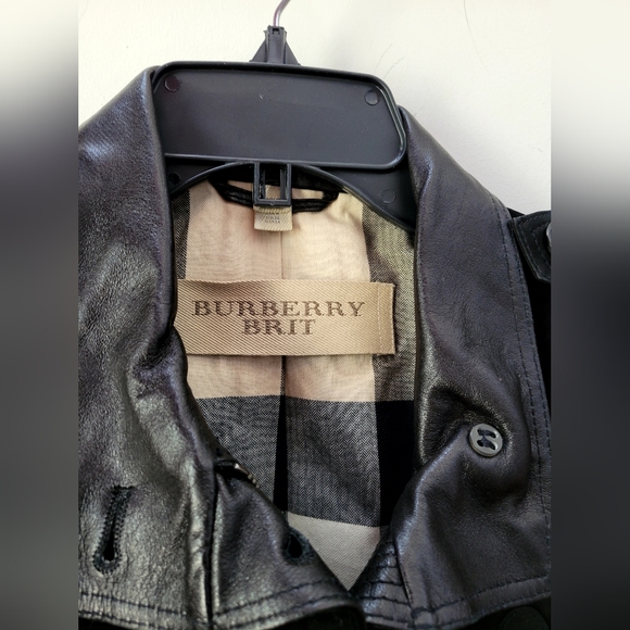 Authentic black suede Burberry jacket. Size US4. - Picture 7 of 8